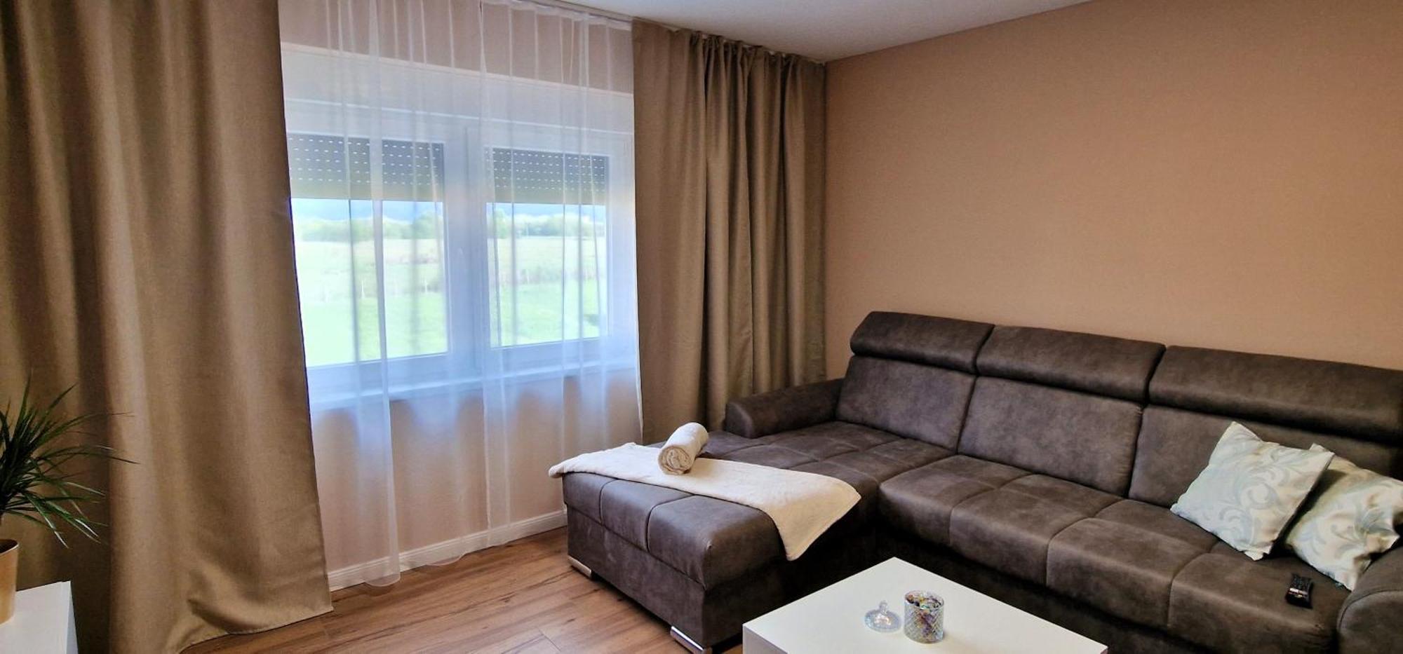 Hyde Park Apartments Чаковец Экстерьер фото